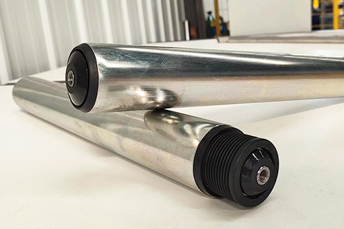 The unpowered drum is the main conveyor accessory on the production line